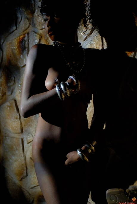 African Milf Booty Pics