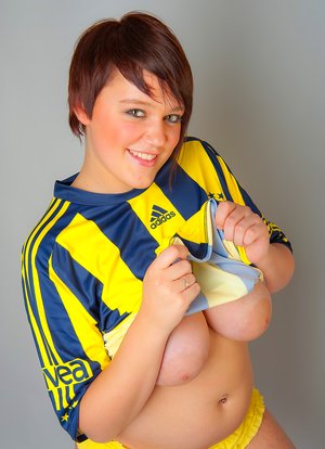 Milf Natural Tits Pics